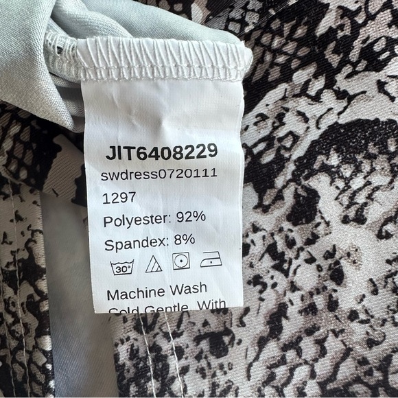 SHEIN | Snake Print Bodycon Mini Dress | Size Small | Neutral White/Gray/Black - Picture 14 of 15